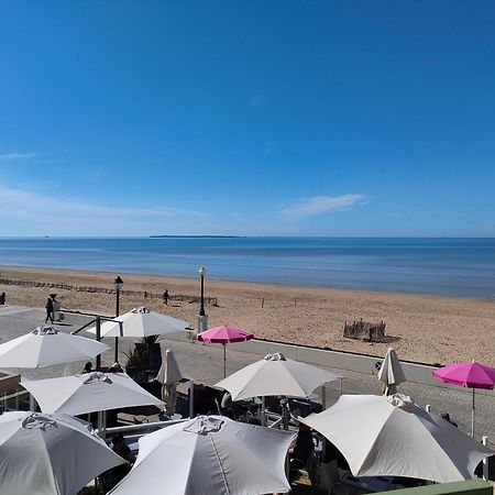 Residence Trouville Chatelaillon-Plage Bagian luar foto